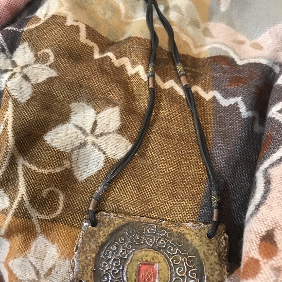 Fabulous one of a kind ceramic necklace - Picture 4 of 10